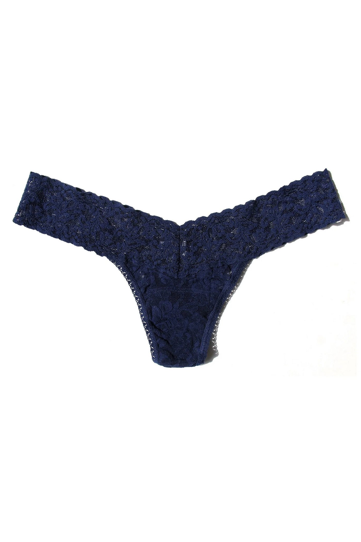Трусики стринг 4911P Signature Lace navy