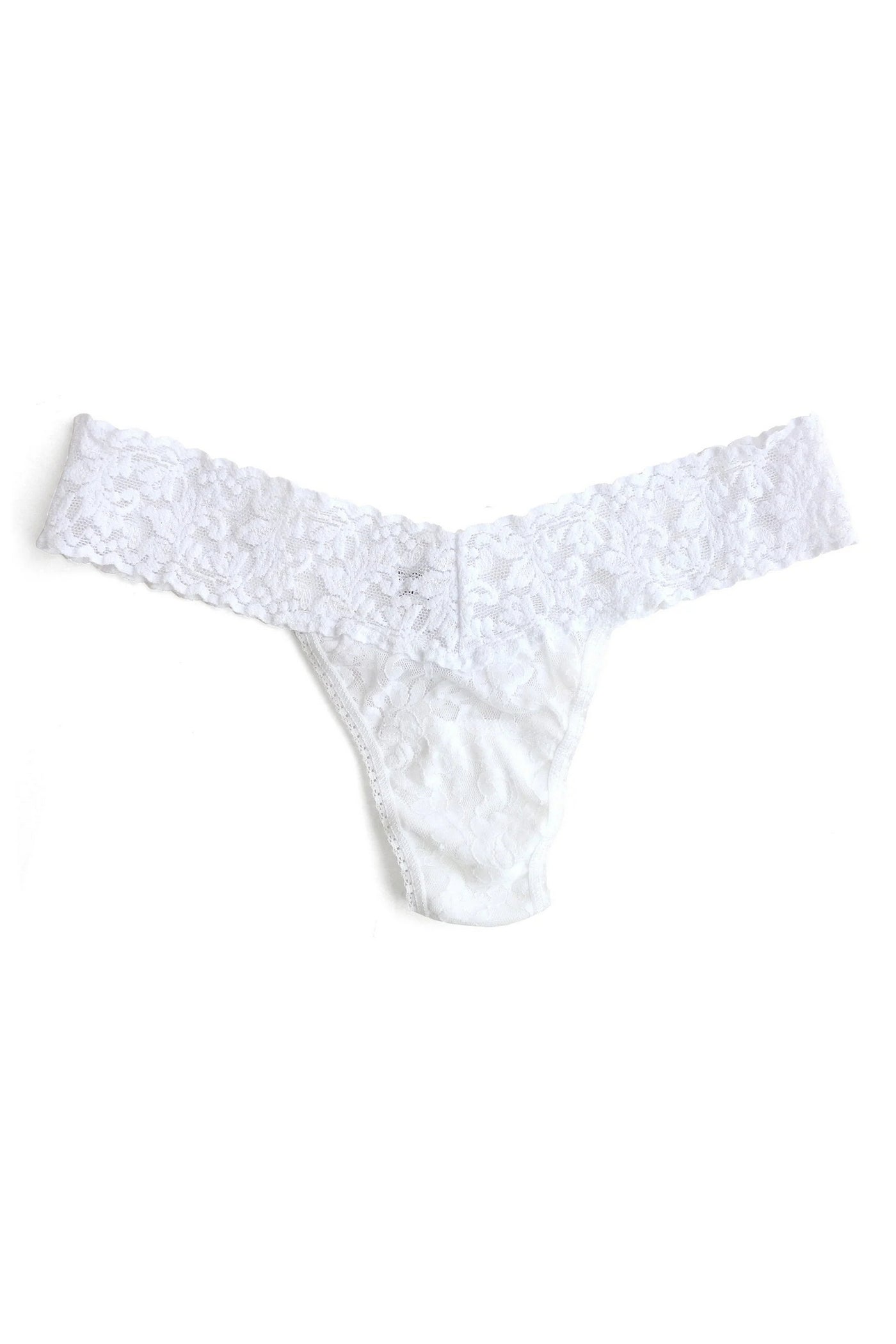 Трусики стринг 4911P Signature Lace white