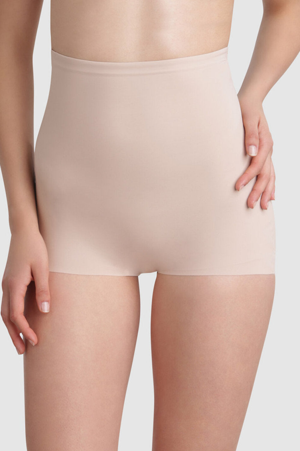 Высокие корректирующие трусики U2059