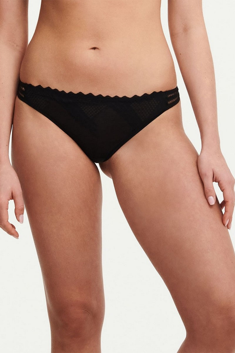 Трусики стринг 47L7 Rodeo noir