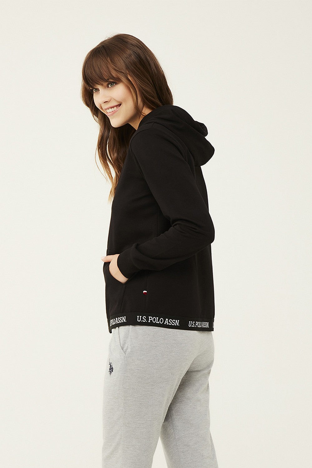 Спортивная толстовка на молнии 16599 black