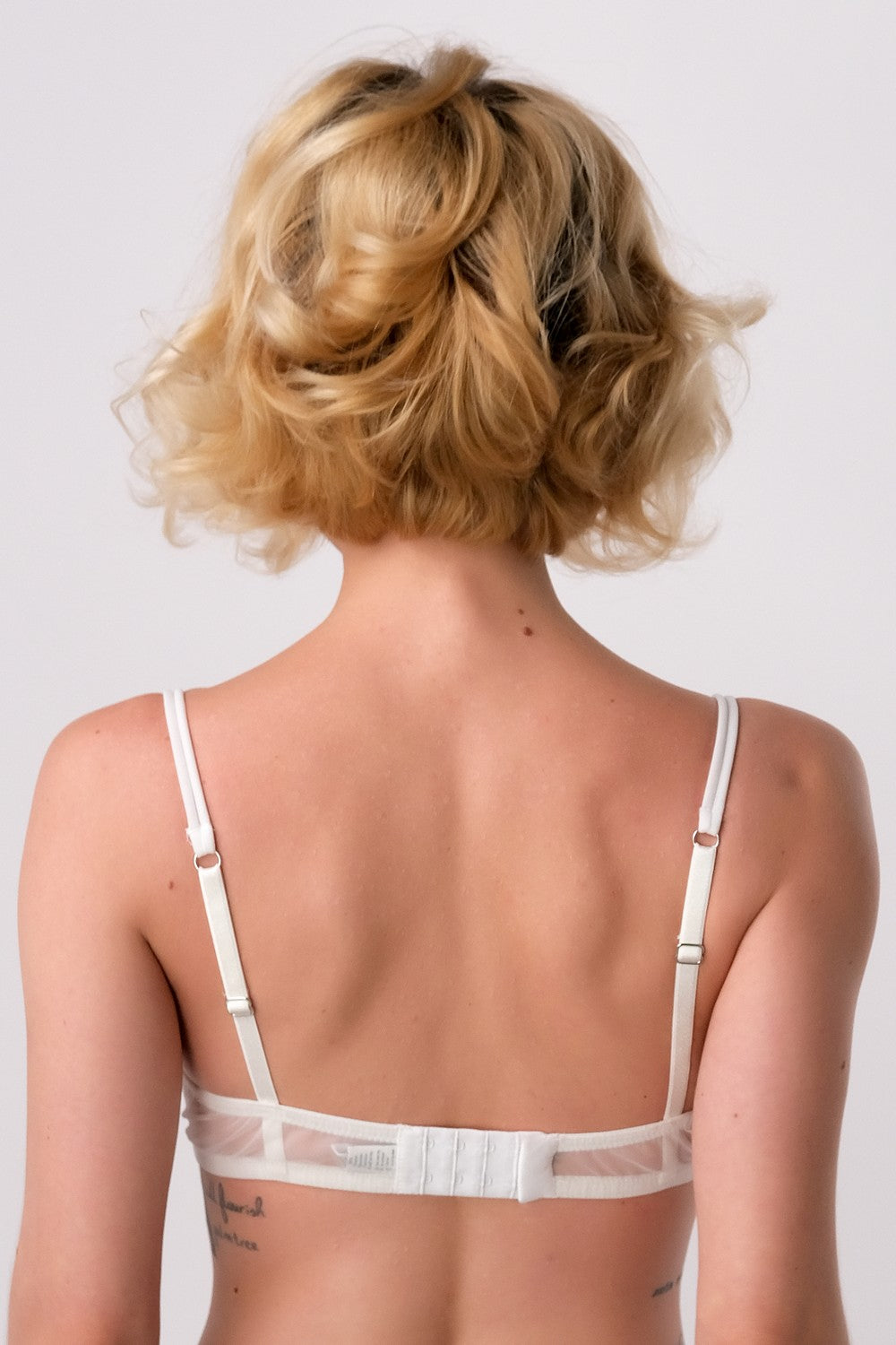 Мягкий бюстгальтер на косточках RG63EMA white