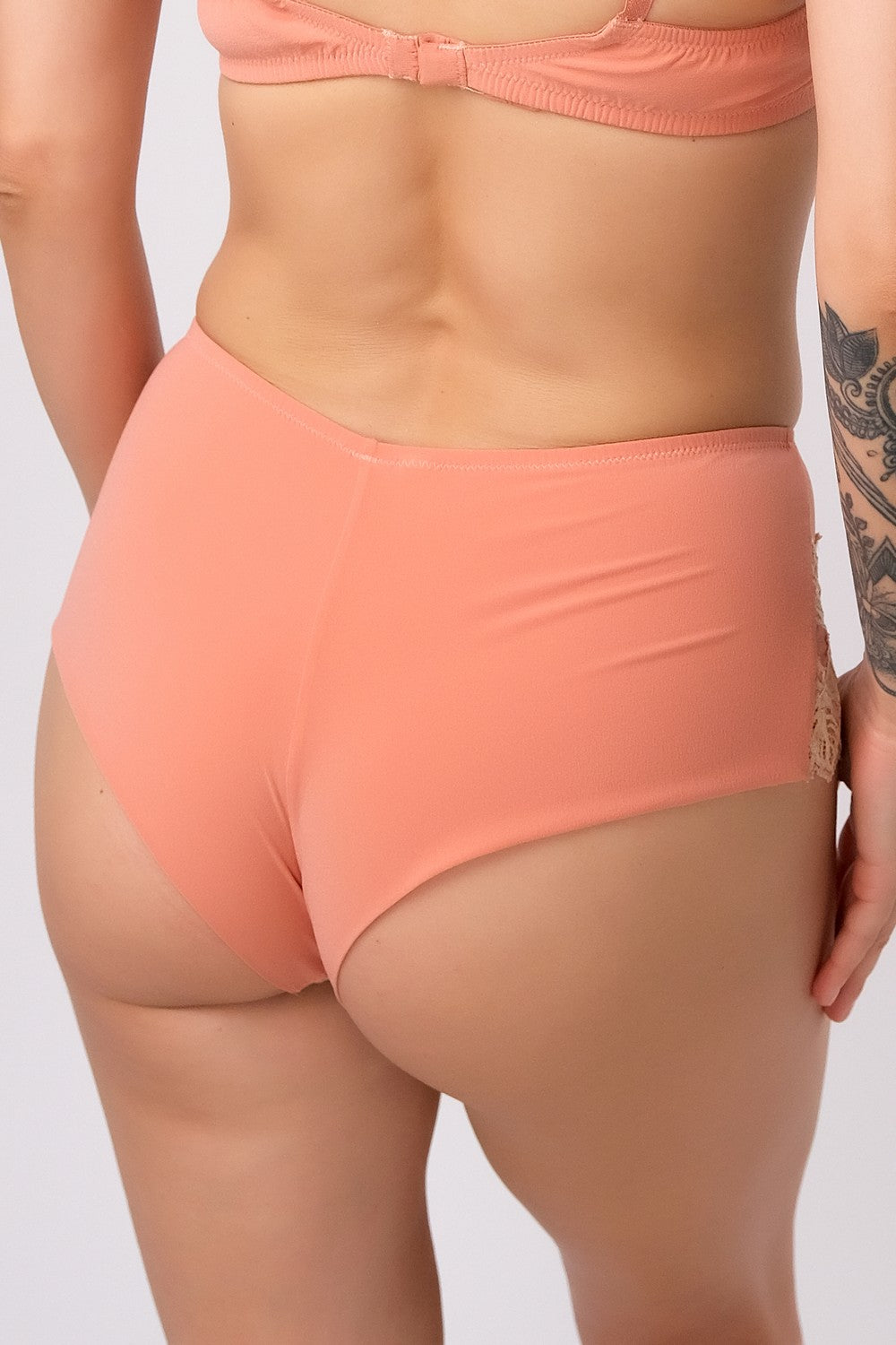 Высокие трусики слип с кружевом SH12 INS peach