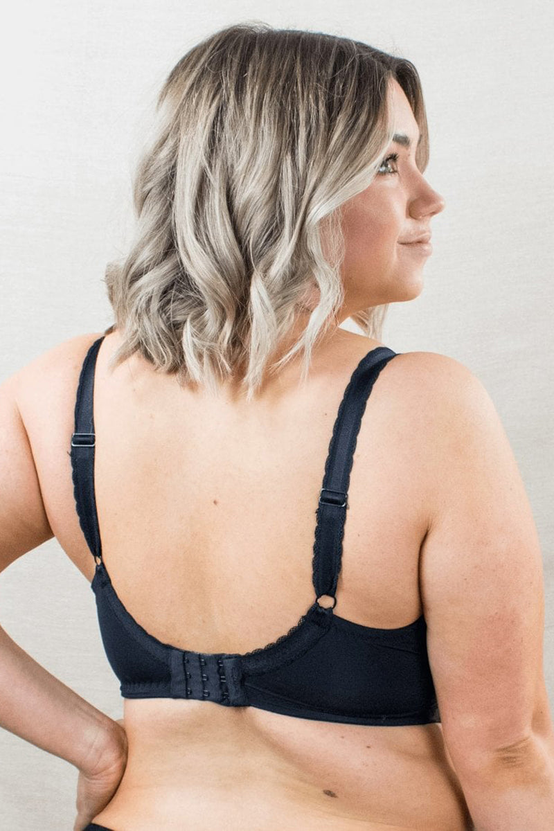 Полудублированный бюстгальтер с кружевом W0A2G Refined Glamour black